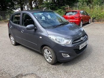 Used Hyundai i10 2013 for sale - 76993683: Photo