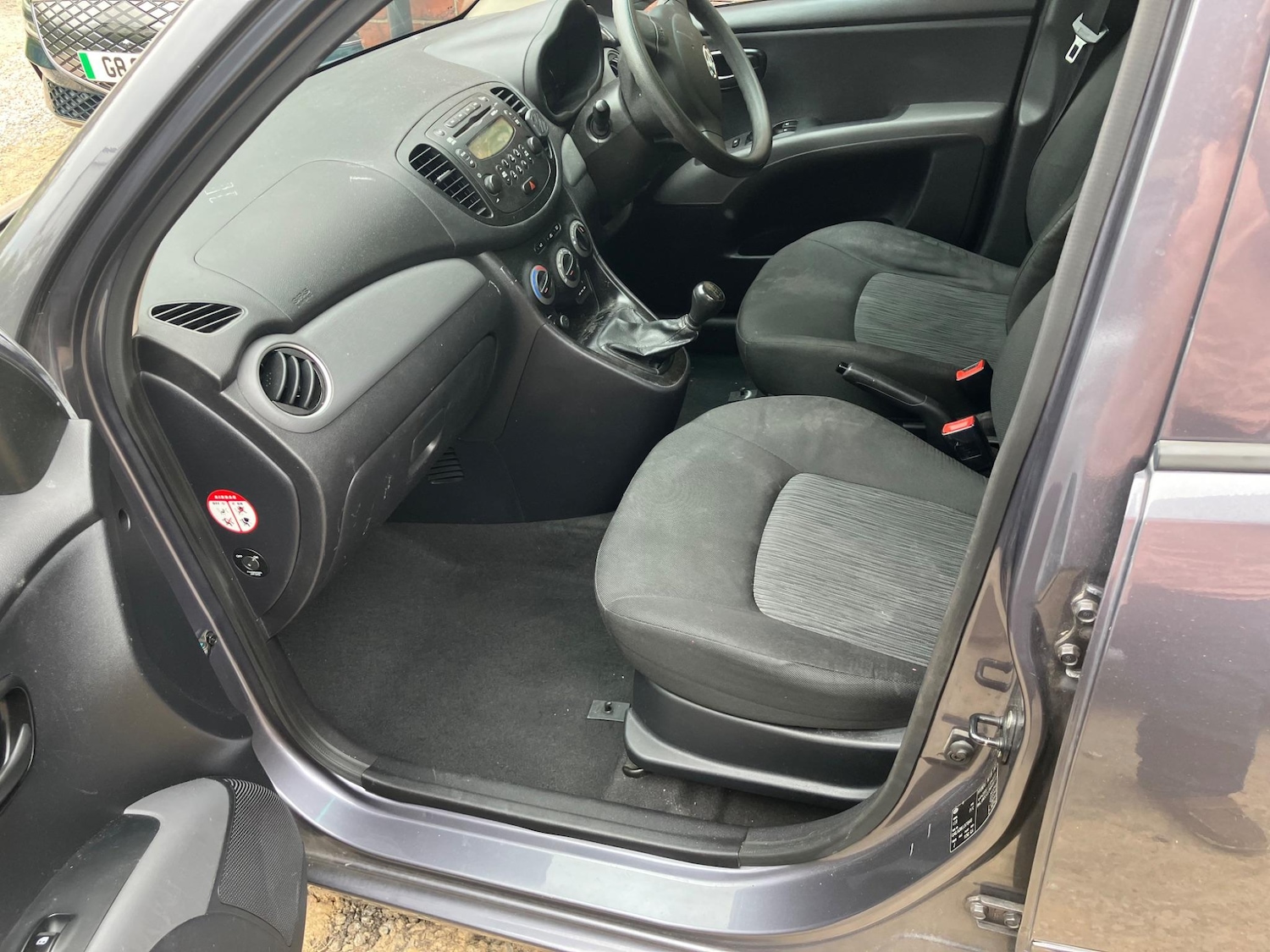 Used Hyundai i10 for sale - 76993683: Photo 40