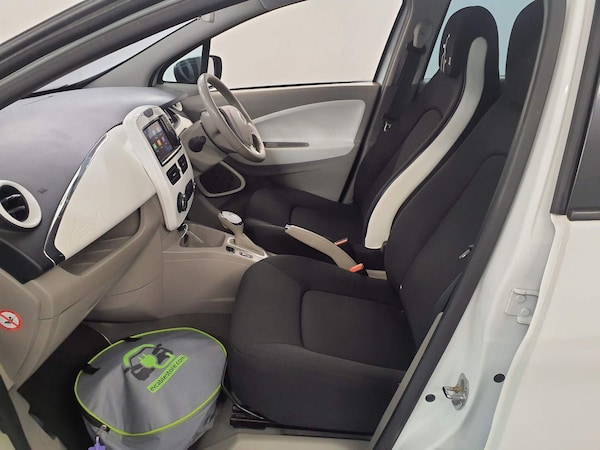 Used Renault Zoe for sale - 76238778: Photo 12