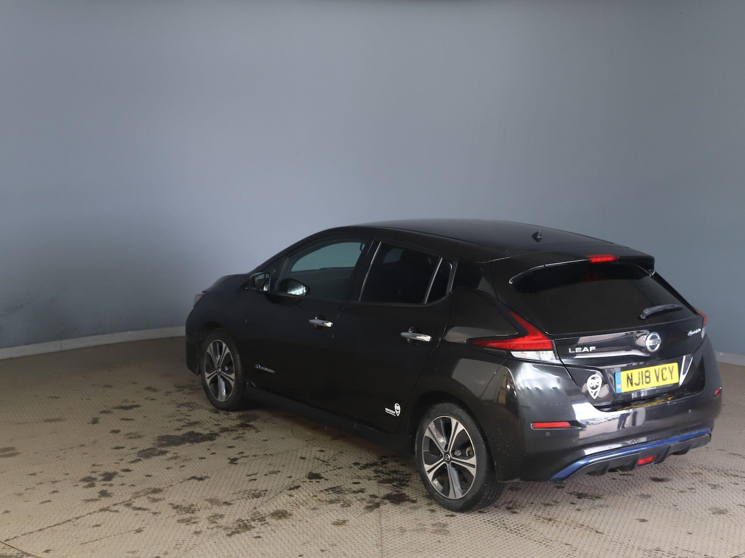 Used Nissan Leaf 2018 for sale - 77939813: Photo 4