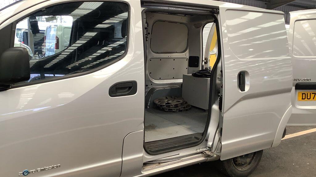 Used Nissan e-NV200 2020 for sale - 77738105: Photo 24