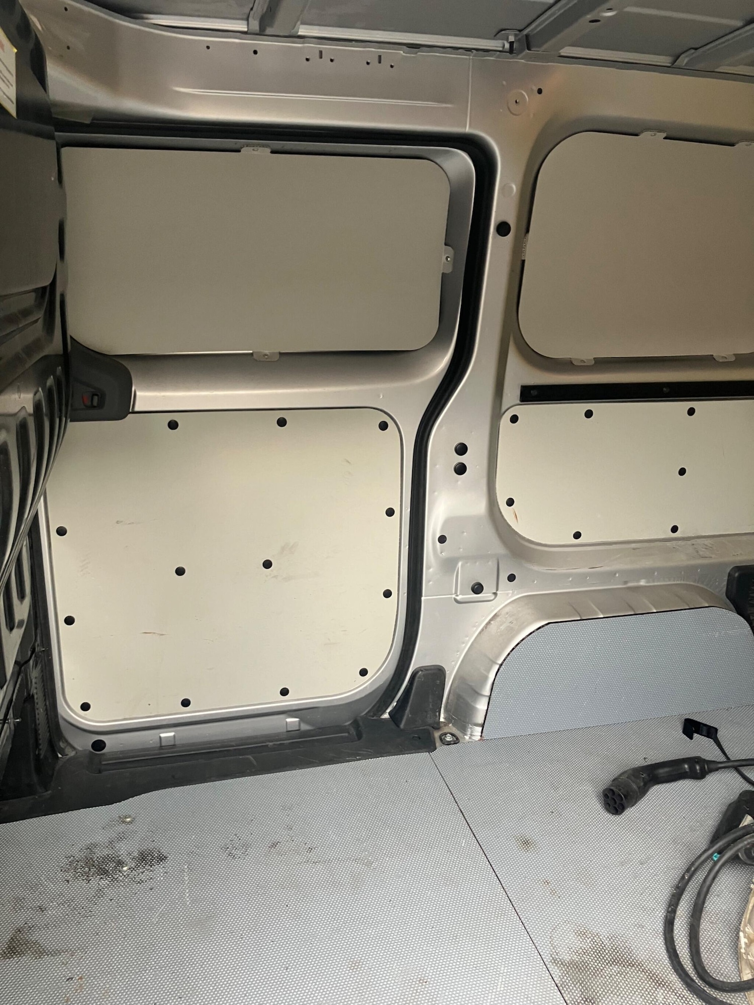 Used Nissan e-NV200 2020 for sale - 77738105: Photo 27