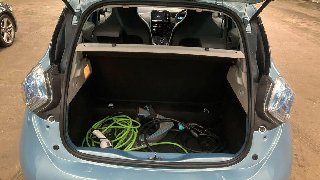 Used Renault Zoe for sale - 76997224: Photo 16