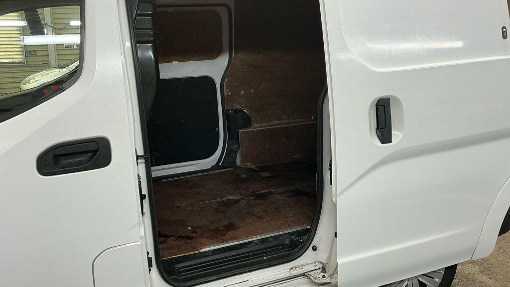Used Nissan e-NV200 2017 for sale - 77279229: Photo 10