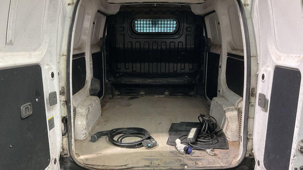 Used Nissan e-NV200 2016 for sale - 76538171: Photo 14