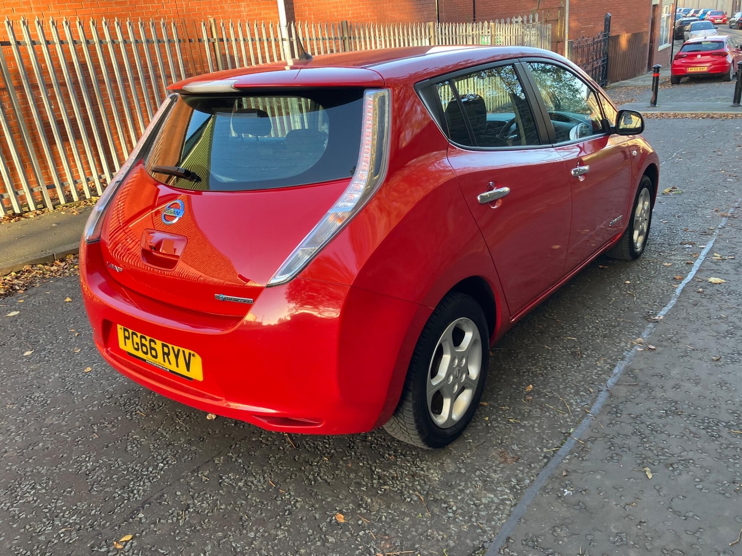 Used Nissan Leaf 2017 for sale - 76473378: Photo 18