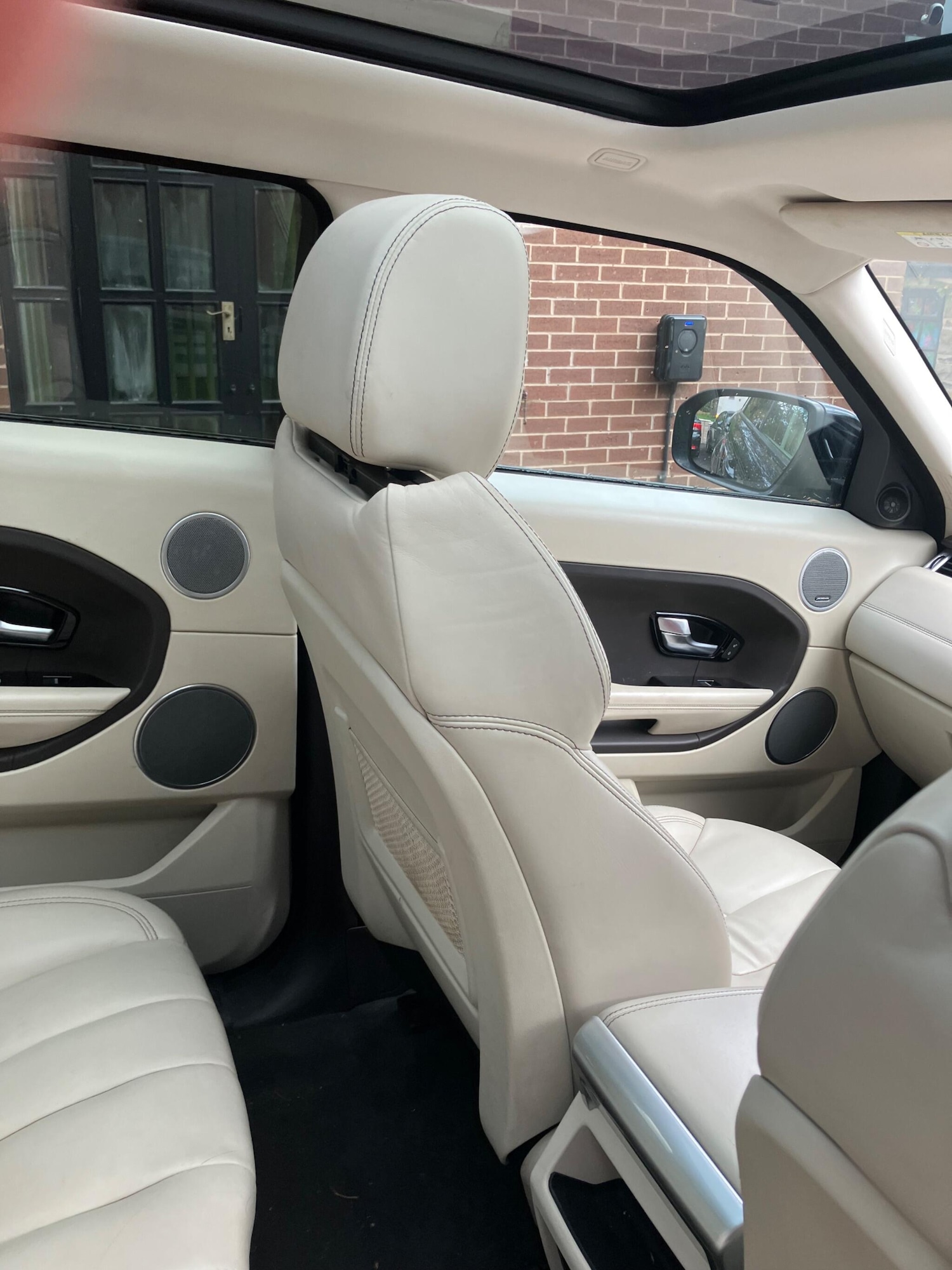 Used Land Rover Range Rover Evoque 2011 for sale - 76361426: Photo 17