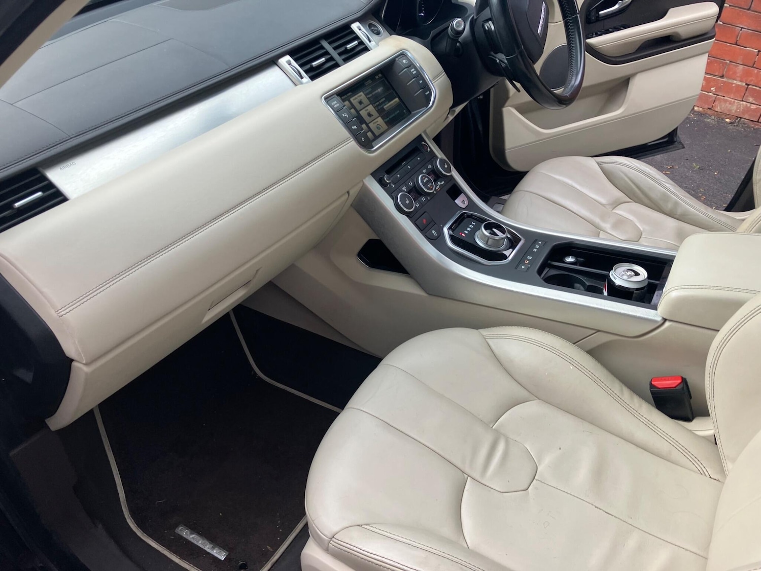 Used Land Rover Range Rover Evoque 2011 for sale - 76361426: Photo 22