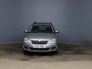 Used Skoda Roomster 2015 for sale - 76996964: Photo
