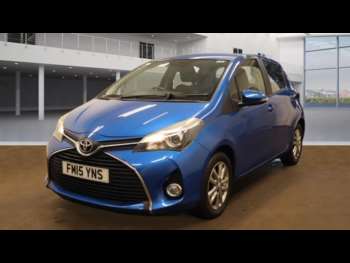 Used Toyota Yaris 2015 for sale - 74721786: Photo
