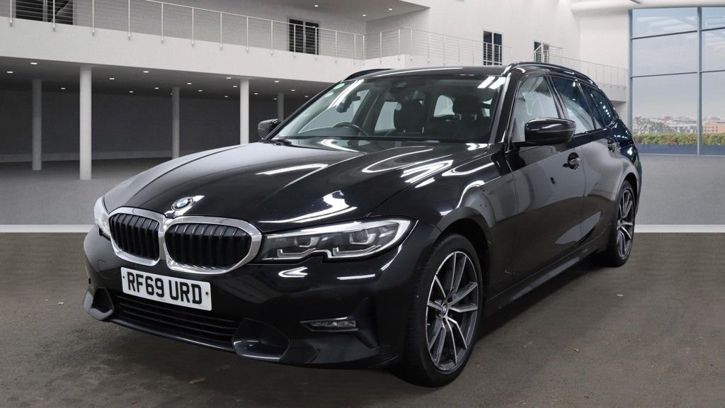 Used BMW 3 Series 2020 for sale - 76510151: Photo 2