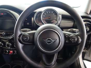 Used MINI Hatch 2018 for sale - 74638328: Photo
