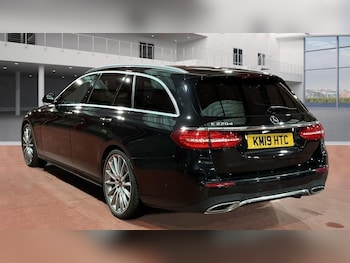 Used Mercedes-Benz E Class 2019 for sale - 76617471: Photo