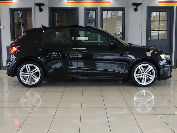 Used Audi A1 2019 for sale - 75801032: Photo 2