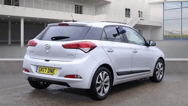 Used Hyundai i20 2017 for sale - 76279823: Photo 4