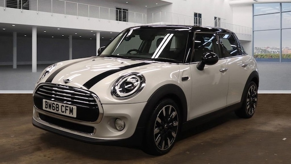 Used MINI Hatch 2019 for sale - 76216831: Photo 2