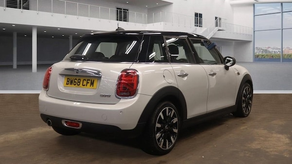 Used MINI Hatch 2019 for sale - 76216831: Photo 4