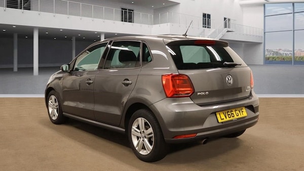 Used Volkswagen Polo 2016 for sale - 76162965: Photo 3