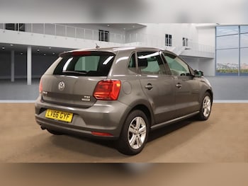 Used Volkswagen Polo 2016 for sale - 76162965: Photo 4