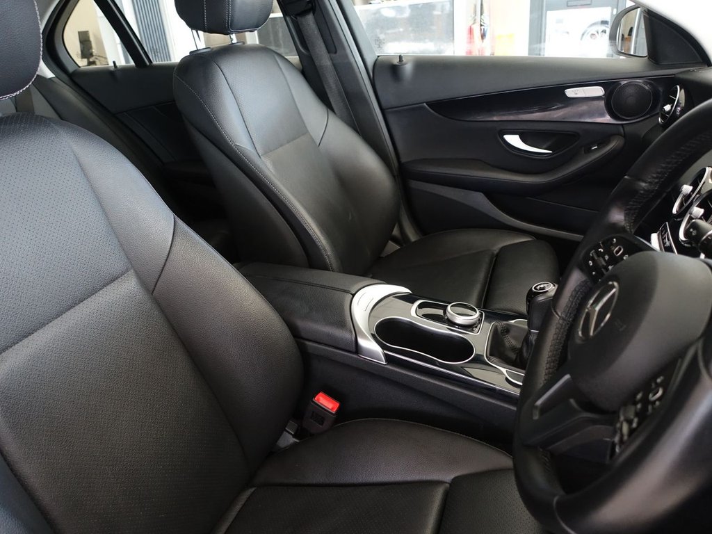 Used Mercedes-Benz C Class 2019 for sale - 75585208: Photo 14