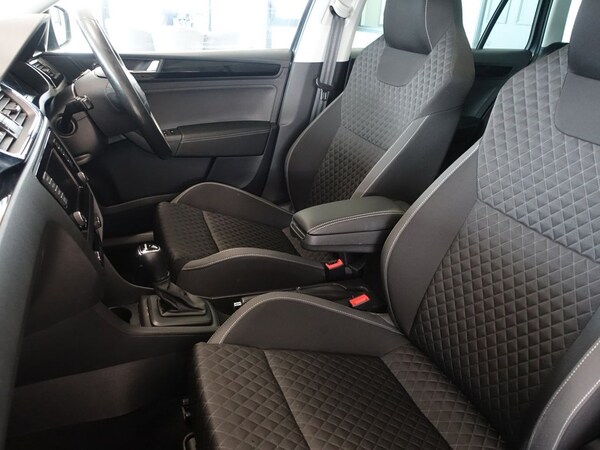 Used Skoda Rapid Spaceback 2019 for sale - 76068667: Photo 14