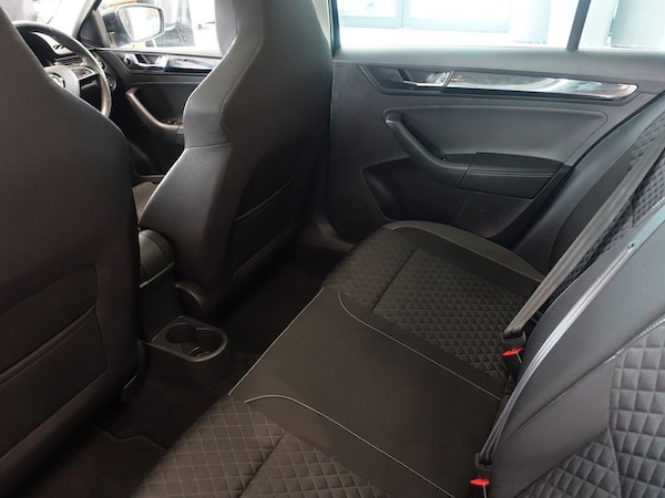 Used Skoda Rapid Spaceback 2019 for sale - 76068667: Photo 18
