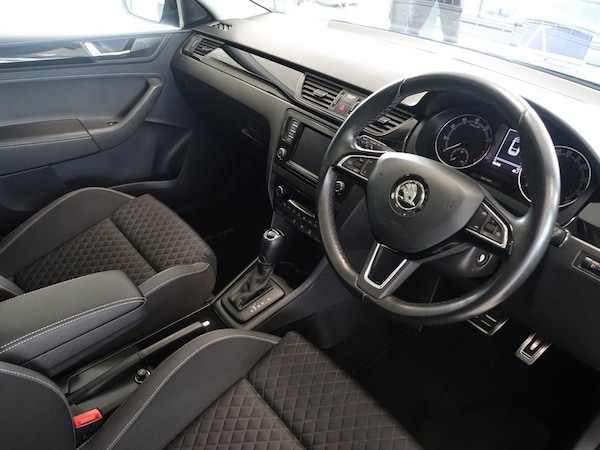 Used Skoda Rapid Spaceback 2019 for sale - 76068667: Photo 3