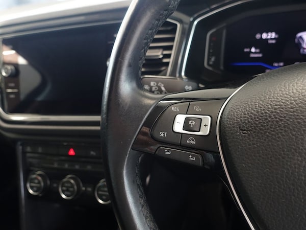 Used Volkswagen T-Roc 2018 for sale - 76147973: Photo 22