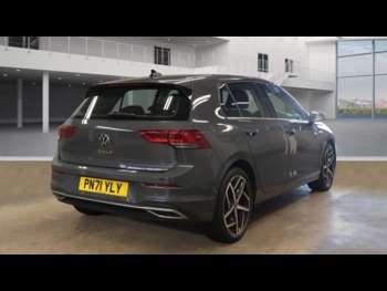 Used Volkswagen Golf 2021 for sale - 75122643: Photo
