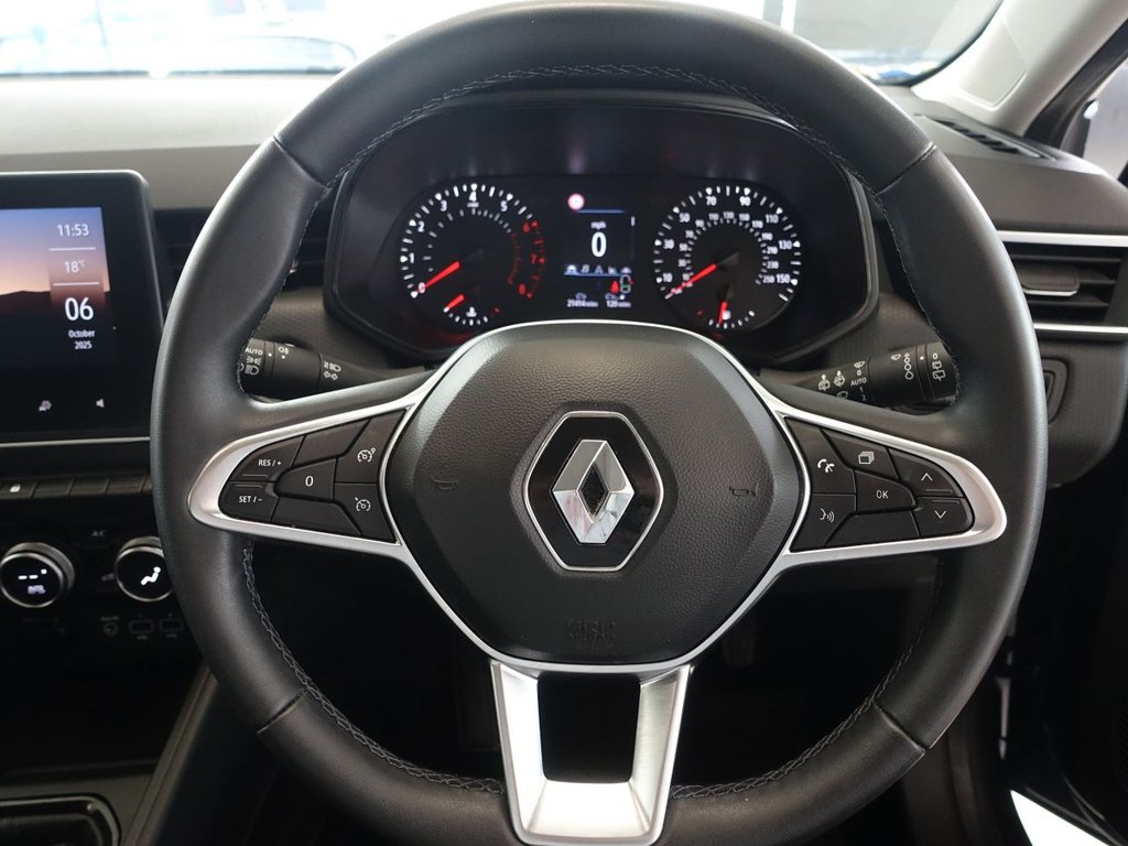 Used Renault Clio 2022 for sale - 76069122: Photo 21