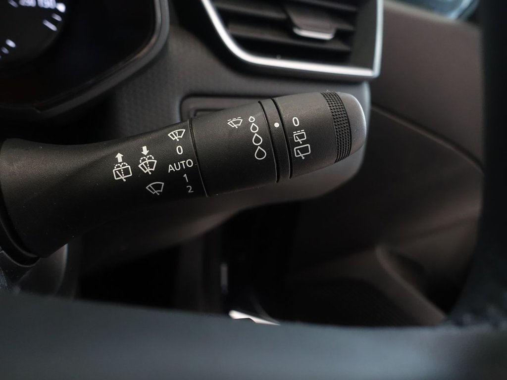 Used Renault Clio 2022 for sale - 76069122: Photo 25