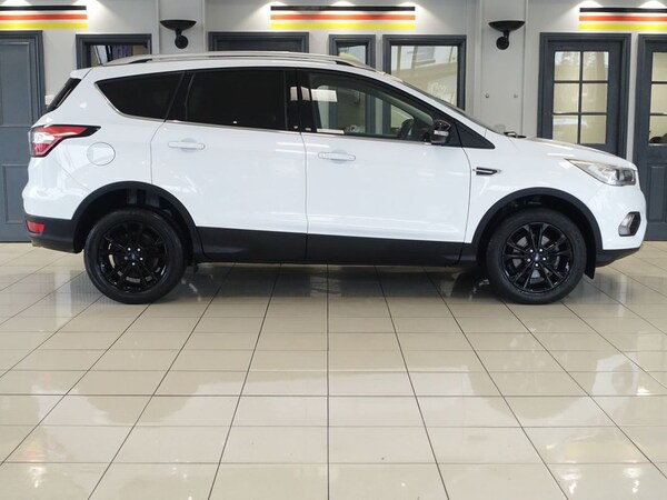 Used Ford Kuga 2018 for sale - 75716684: Photo 2