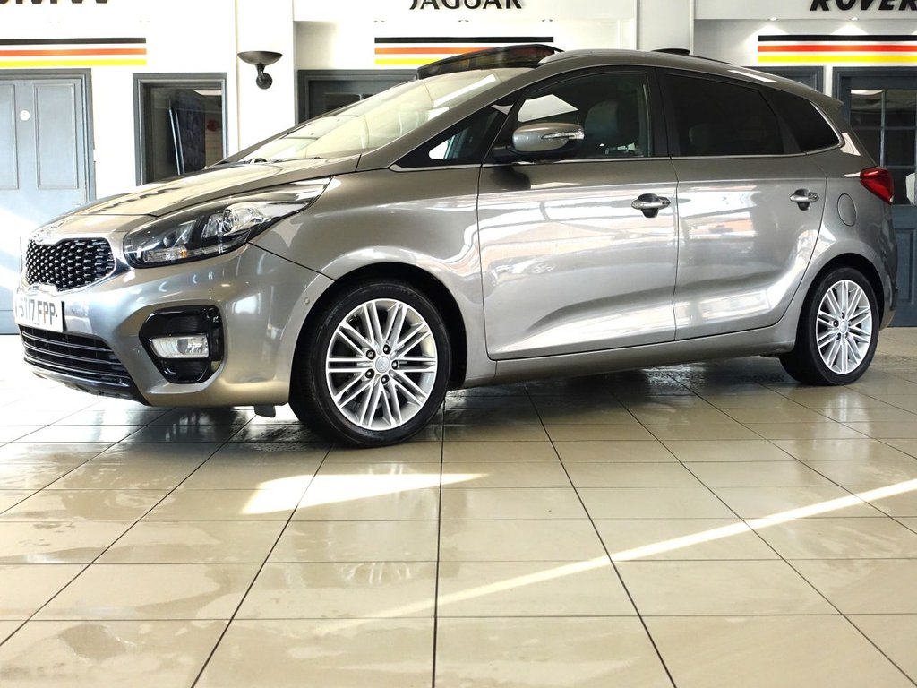 Used Kia Carens 2017 for sale - 76223279: Photo 11