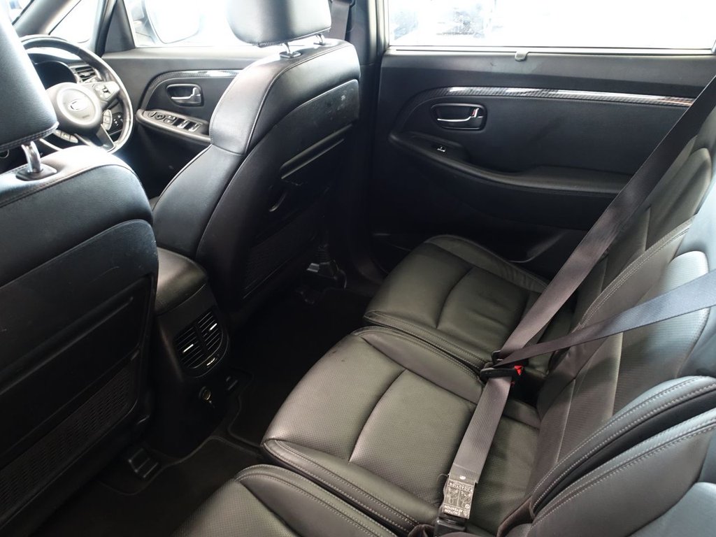 Used Kia Carens 2017 for sale - 76223279: Photo 21