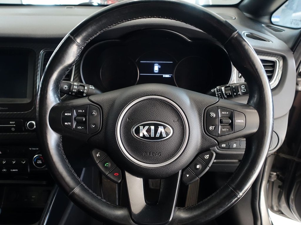 Used Kia Carens 2017 for sale - 76223279: Photo 24