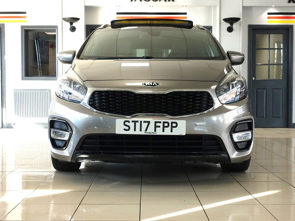 Used Kia Carens 2017 for sale - 76223279: Photo 6