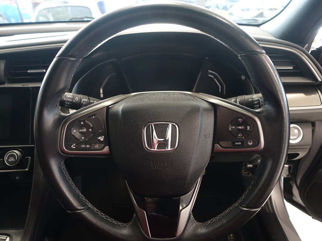 Used Honda Civic 2019 for sale - 76417627: Photo 23