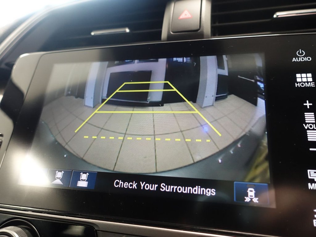 Used Honda Civic 2019 for sale - 76417627: Photo 32