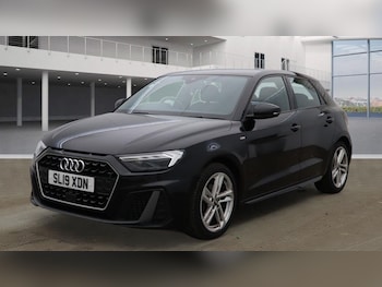 Used Audi A1 2019 for sale - 76279798: Photo 2