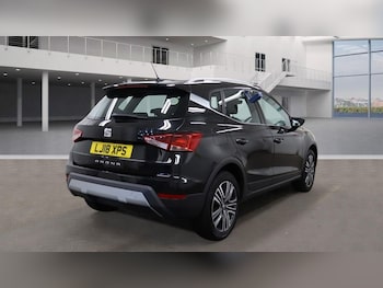 Used SEAT Arona 2018 for sale - 75753068: Photo