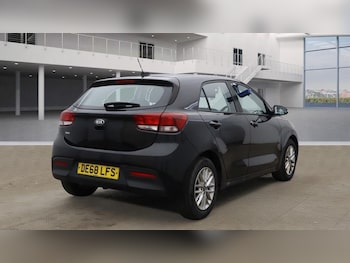Used Kia Rio 2018 for sale - 76279837: Photo 4