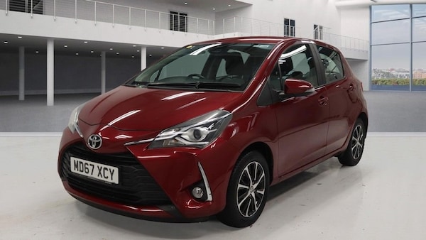 Used Toyota Yaris 2018 for sale - 76223746: Photo 2