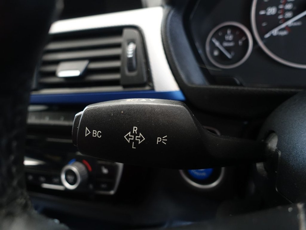 Used BMW 3 Series 2014 for sale - 76570544: Photo 24