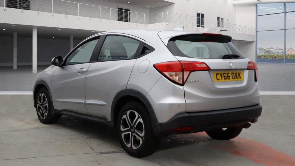 Used Honda HR-V 2016 for sale - 76454746: Photo 3