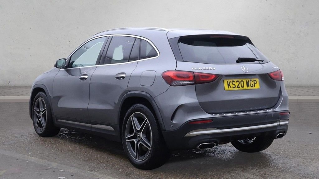 Used Mercedes-Benz GLA 2020 for sale - 76888518: Photo 3