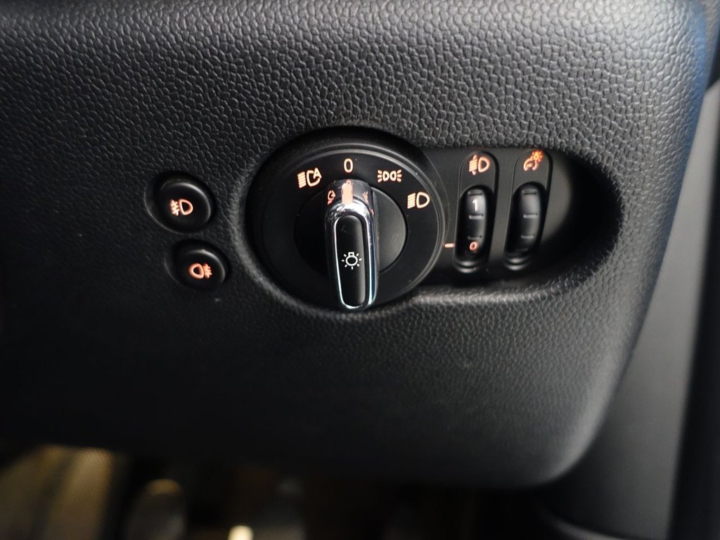 Used MINI Hatch 2018 for sale - 76345585: Photo 26