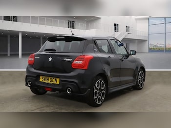 Used Suzuki Swift 2018 for sale - 76345583: Photo