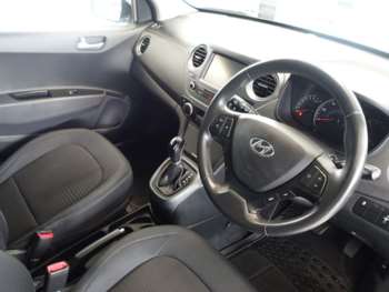 Used Hyundai i10 2019 for sale - 74580612: Photo