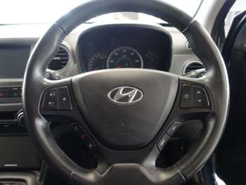 Used Hyundai i10 2019 for sale - 74580612: Photo