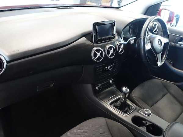 Used Mercedes-Benz B Class 2014 for sale - 76029707: Photo 13